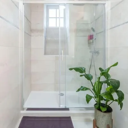 Appartement Lumineux Avec Cour Chaumont  Extérieur photo