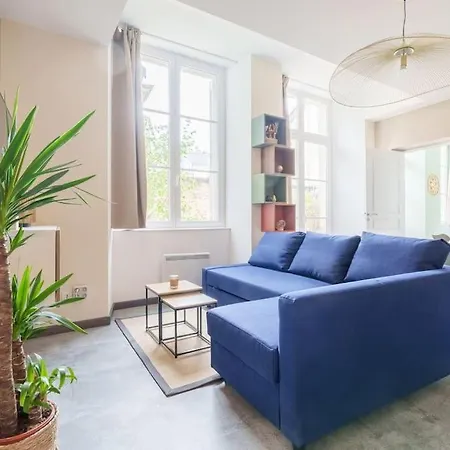 Appartement Lumineux Avec Cour Chaumont  Extérieur photo