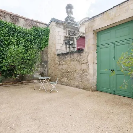 Appartement Lumineux Avec Cour Chaumont  Extérieur photo